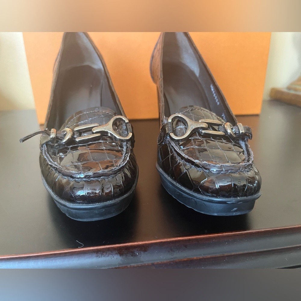 Stuart Weitzman Duplicate Brown Crocodile Pattern… - image 4